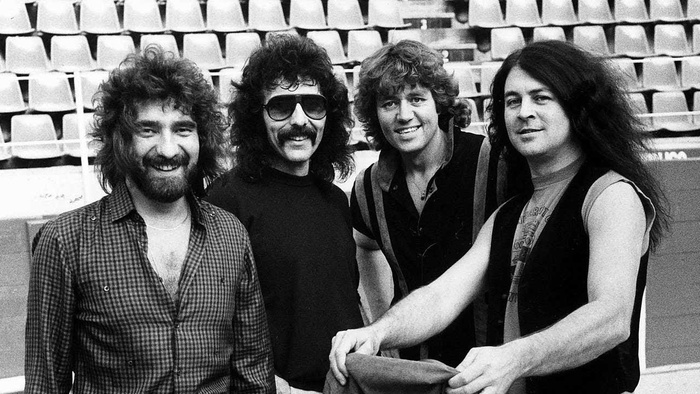 BLACK SABBATH  LIVE c Ian Gillan  Smoke On The Water 1983  HEAVY METAL