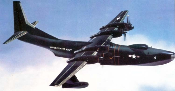 Летит гудит