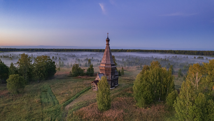 38. Церковь Сретения Господня и Михаила Архангела в Красной Ляге
