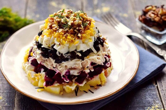 Салат Графский со свеклой