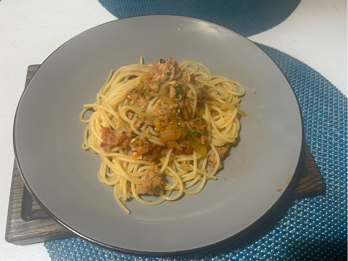 Как и любая студенческая еда, выглядит конечно, так себе... но на вкус это великолепно