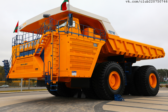 BELAZ 75710