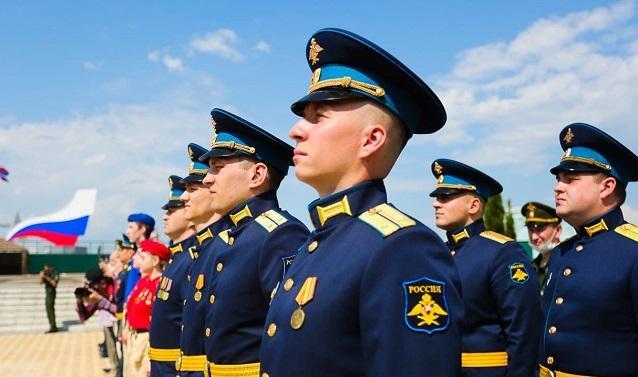 Ежегодно 4 октября отмечается День Космических войск — рода войск в составе Воздушно-космических сил Вооруженных Сил России (ВКС ВС России)