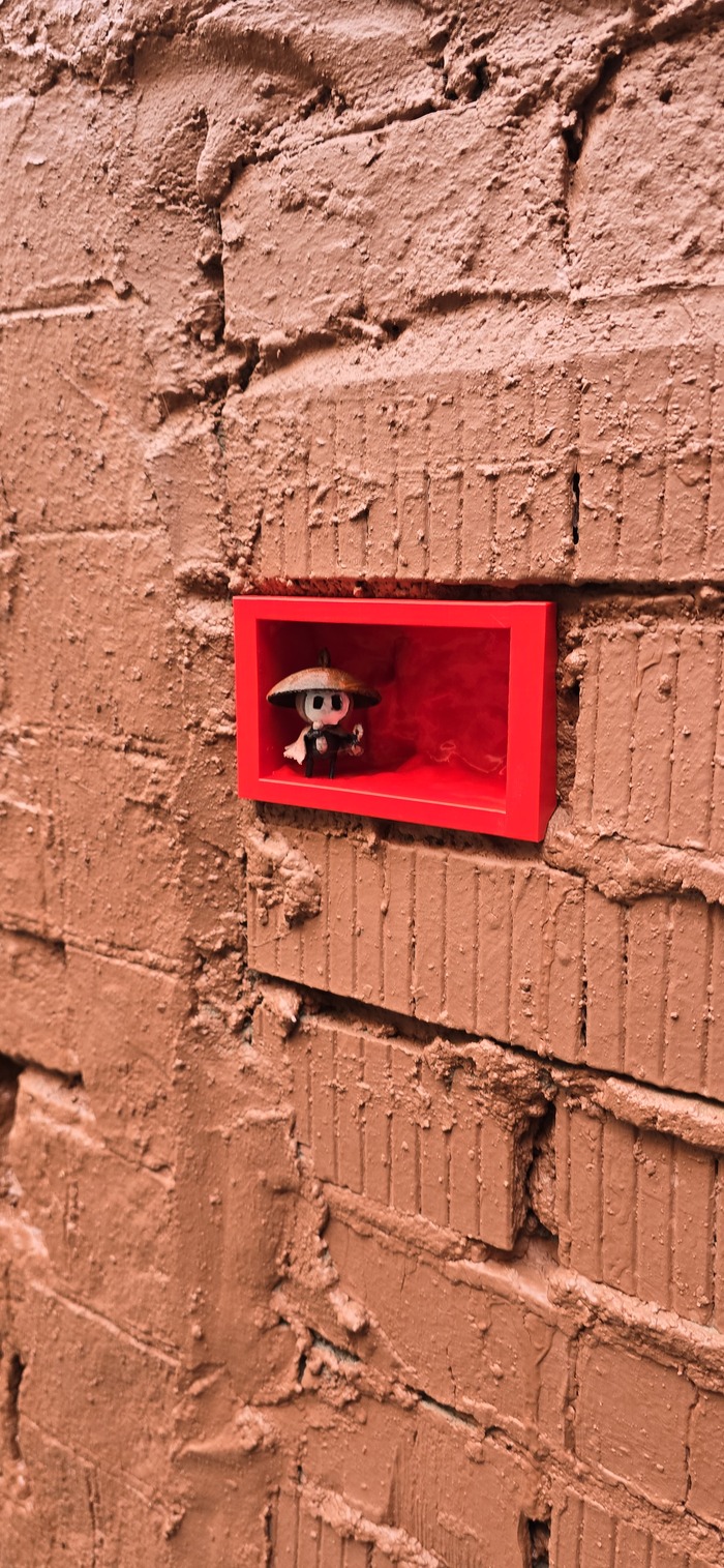 Продолжение поста «Необычный способ устранения дефектов в кирпичной кладке»