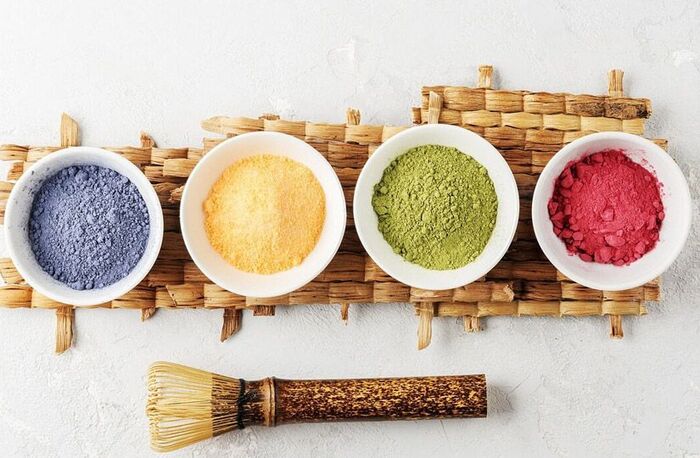 Кстати о… «Синей и розовой матче». Spoiler: это не матча