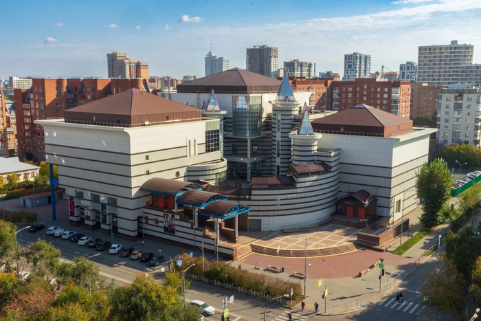  user8258318        500 