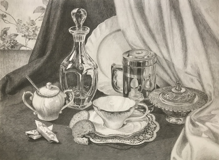 "Натюрморт с натуры". Художник: Акимова Маргарита. Бумага, карандаш. Размер: 40х50см. 2021г.