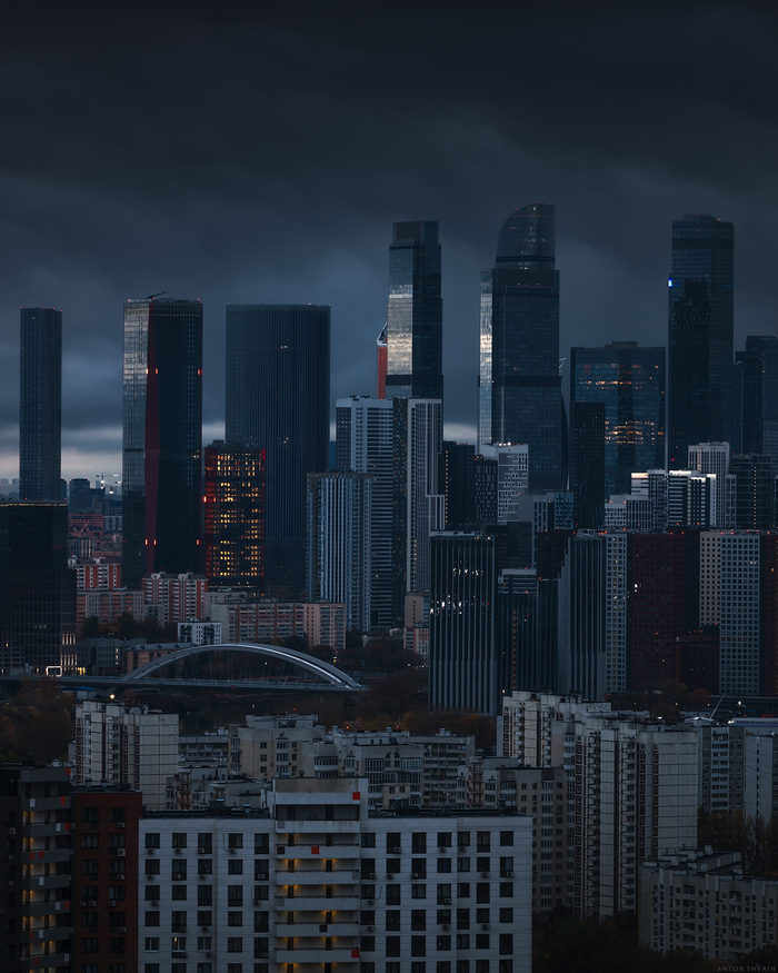 Город не спит