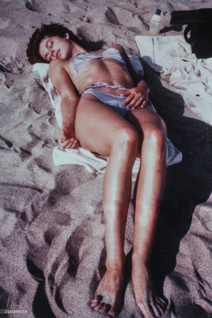 Немецкая фотомодель и актриса Настасья Кински на пляже Лос-Анджелеса, Калифорния, август 1981 года. Фото Майкла Монфорта. Немецкая фотомодель и актриса Настасья Кински на пляже Лос-Анджелеса, Калифорния, август 1981 года. Фото Майкла Монфорта.