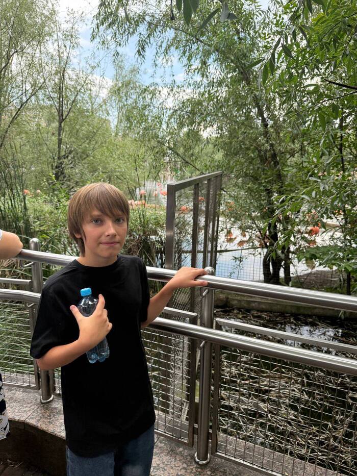 Исходное фото брата