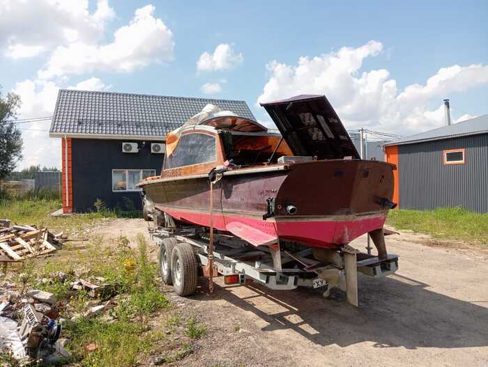 И ещё одна в красном дереве(приборы на торпеде от 13чайки)