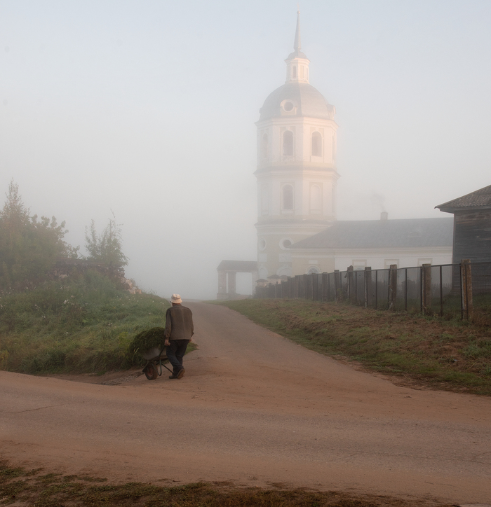 Утренние работы в Истобенске
