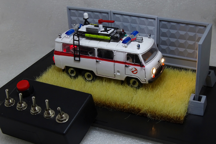 Рис. 14. Модели УАЗ-452К на службе у Охотников за привидениями в СССР с горящими фарами, габаритными огнями и задними фонарями