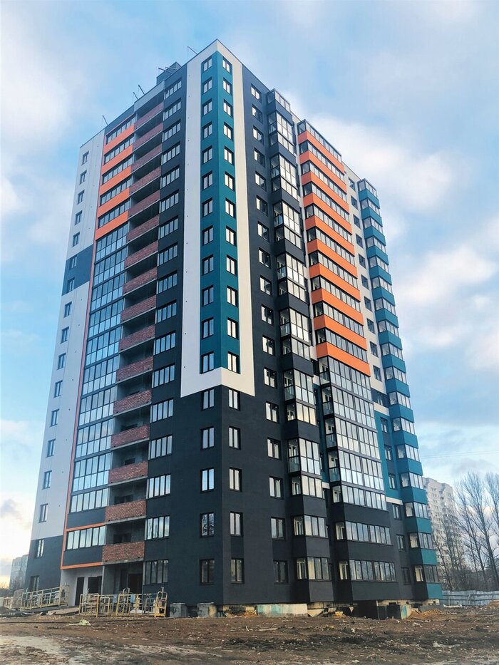 Речь не про данный дом.