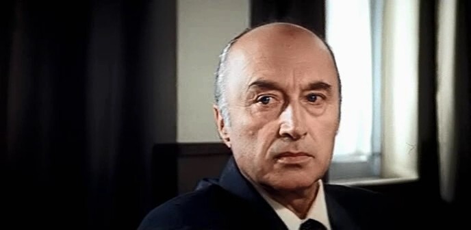 ,    ,   ,      :  100-     