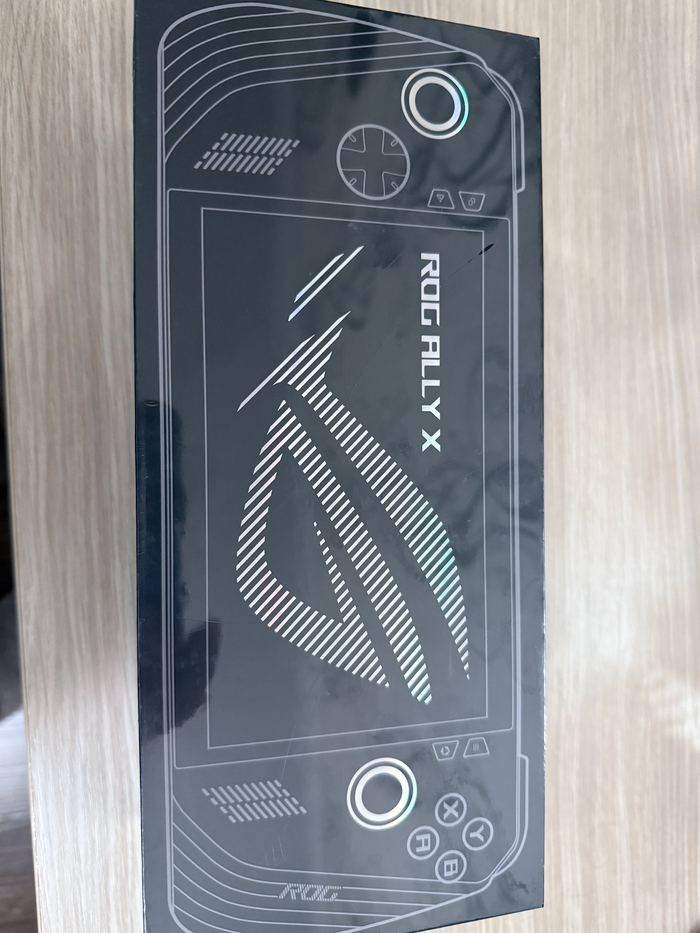 Asus ROG Ally X RC72LA