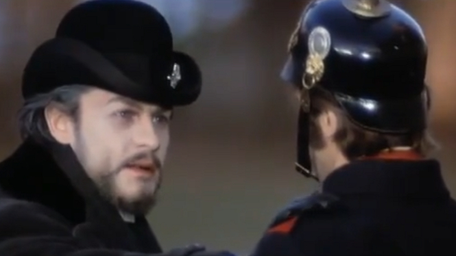 Последний в Первом из родов: Истинный король — Людвиг Баварский. Лишившийся рассудка потомок Лоэнгрина. Меценат Вагнера