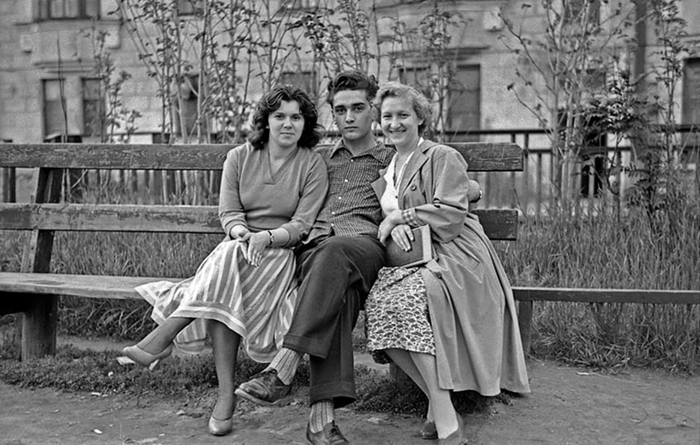      26  .  -     .  , , 1961 