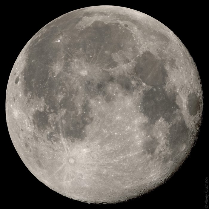 Sky-watcher Explorer 300 PDS + APM 1,5x MPCC: 2250 f/7,5; iOptron HAE69, ZWO 715, 1/200c. gain 0, 38*500/2000 .