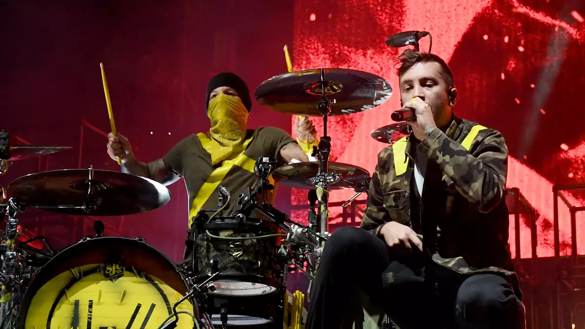 TWENTY ONE PILOTS на LIVE *Зал славы рок'н'ролла 2025 года - Рок, Alternative, Инди, Видео, YouTube