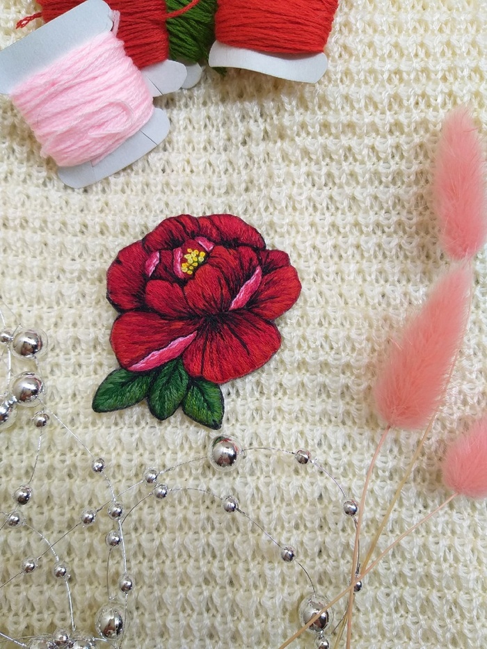 Красный пион