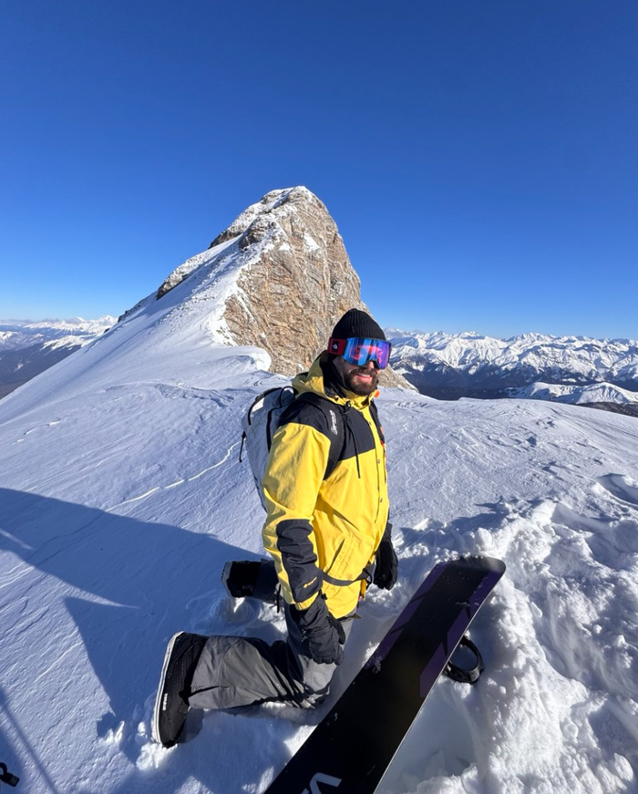 2025 .        .      4 