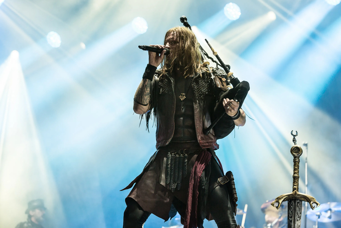 FEUERSCHWANZ на LIVE in Hannover Swiss Life Hall 2025 года *Knaghtclub*