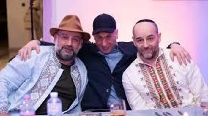        ,    :  ! ,        )