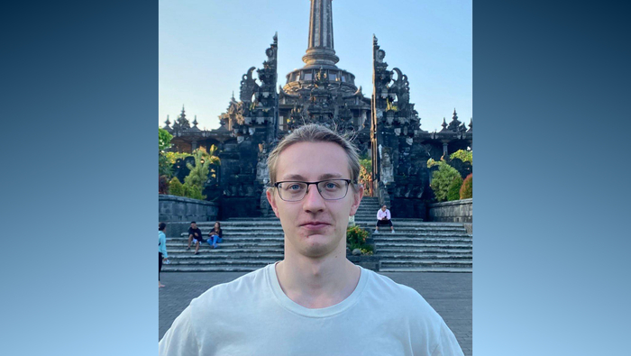 Read IT Club:      -