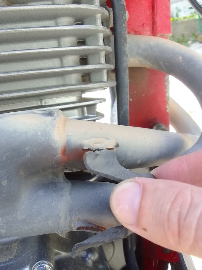 Потом приварил, конечно. Да, в комплект к гусю пришлось купить сварочник.