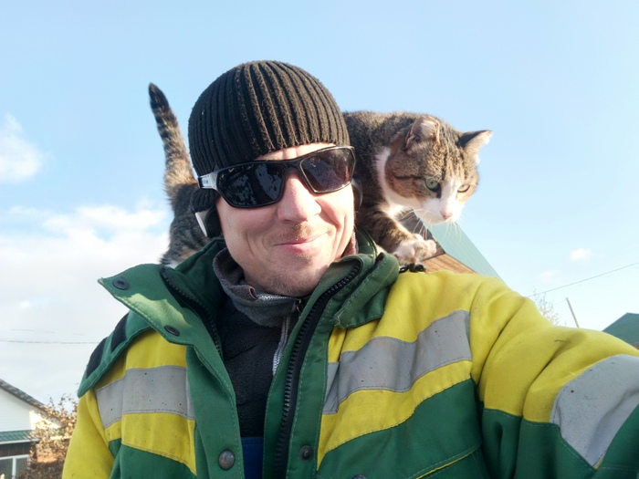 На шею сели)))