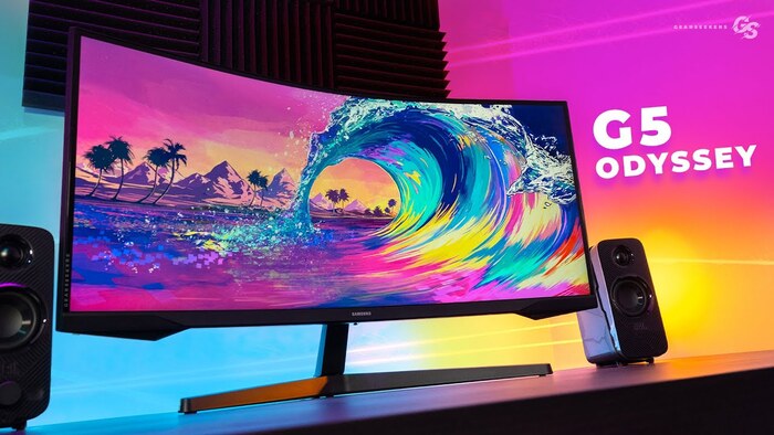 ������� Samsung 32" Odyssey G5 � ��������� �����, ��������������, ����� � ������