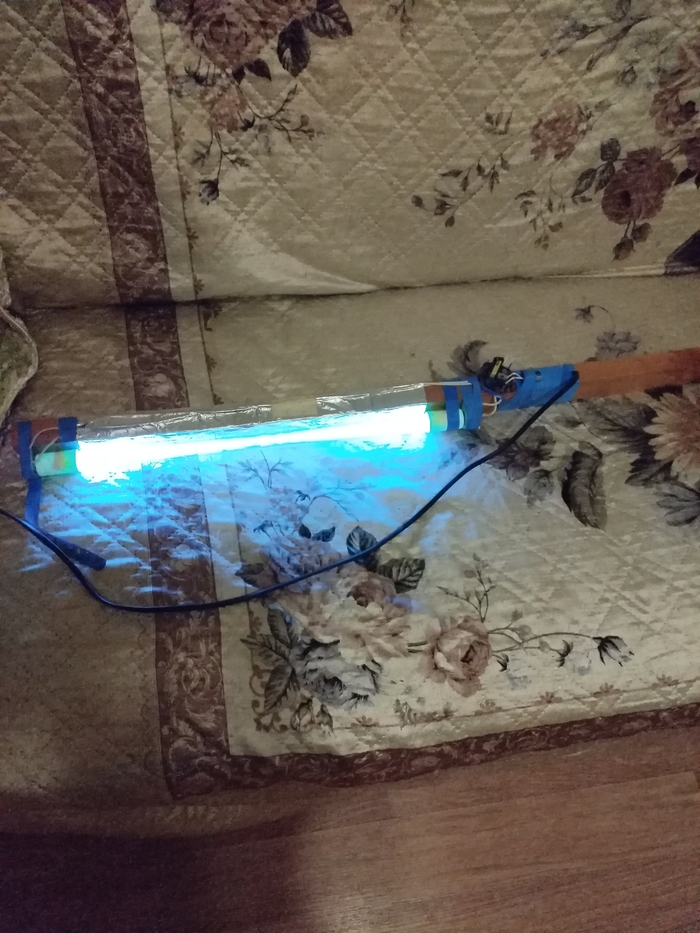 Вот так это всё в сборке работает. Не нагрелась ещё, поэтому всередине тоненько.