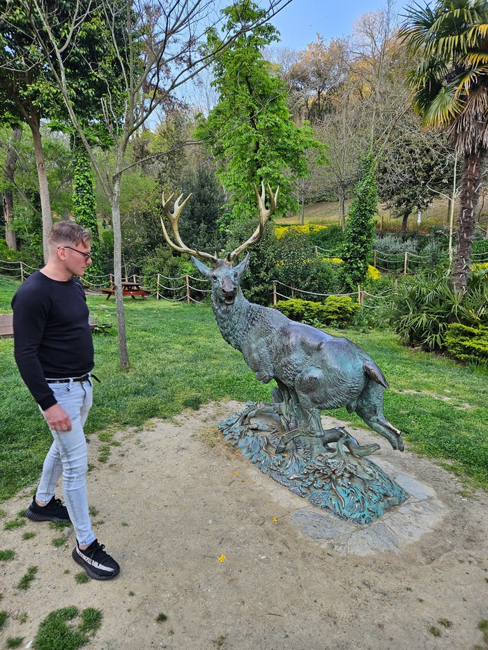 ну что пацан испугался??