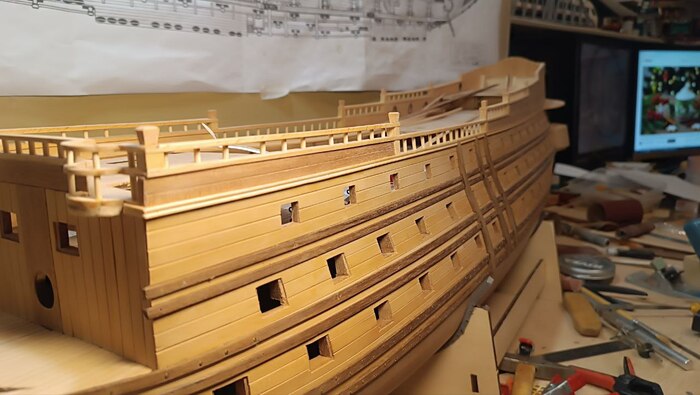 Ну и пока с делами на носу корабля все, продолжу работы на гальюне наверное уже ближе к весне, после завершения кормы и палубы.