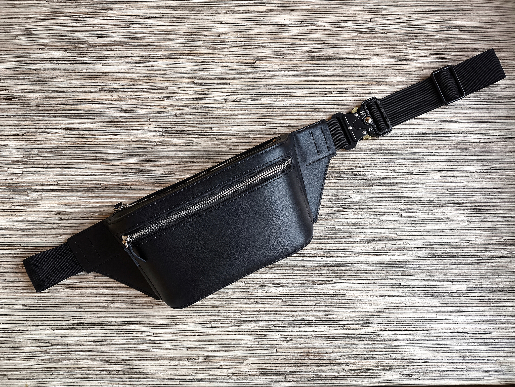 Handmade genuine leather fanny pack - My, Natural leather, Handmade, Needlework without process, Сумка, Belt bag, Friday tag is mine, Longpost