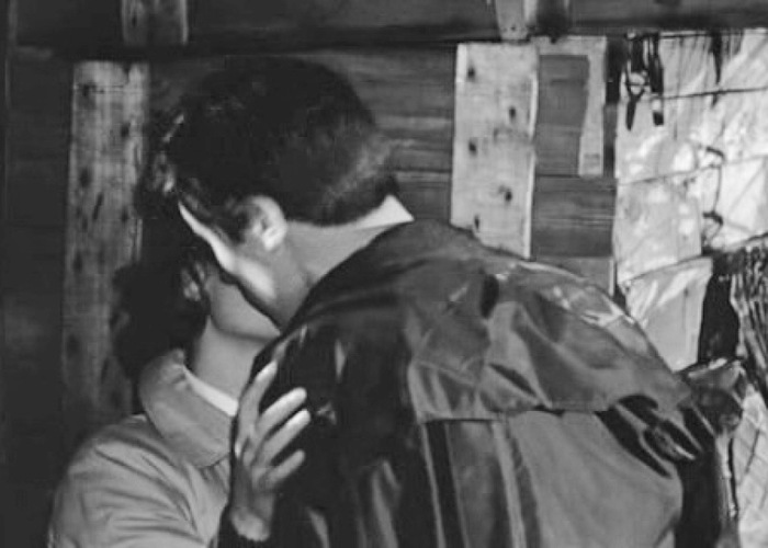 — Мои друзья — хоть не в болонии, но тумаки им не страшны