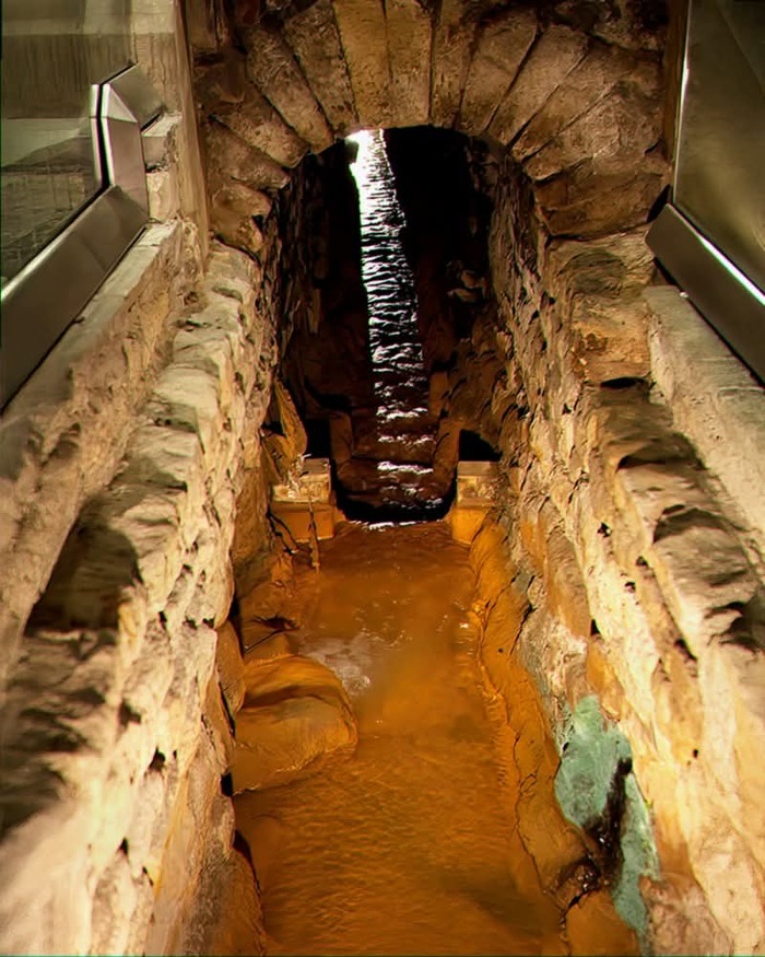 ������������� ��������� ��������� 1800 ��� � ��������