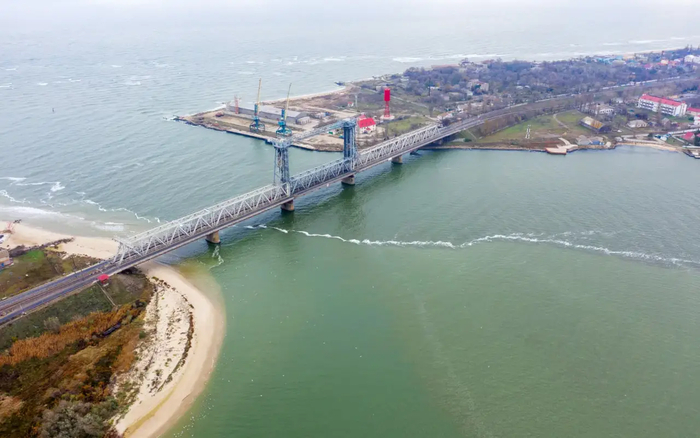 ������� � ��������� ��������� ���� �������� �� ����� � ������ ��� �������