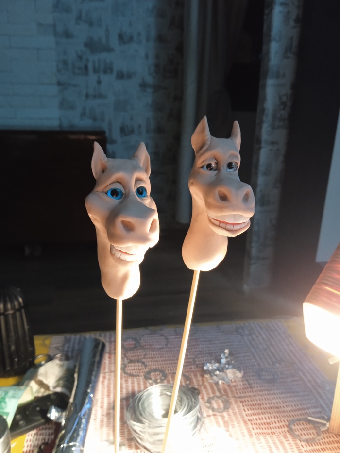 С товарищем в процессе)