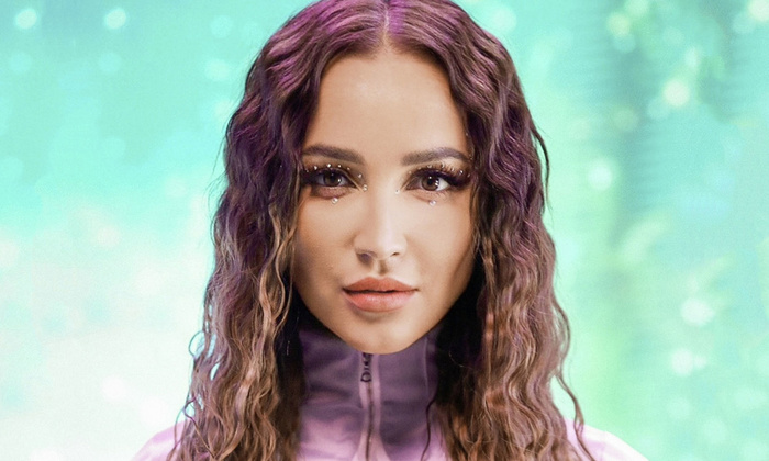 Ольга Бузова и мелодия трендов. Где еще найти... "Пот... Паркера"?