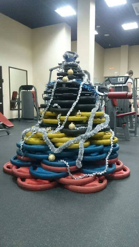 Ответ TheSecondI в «Ёлка...»