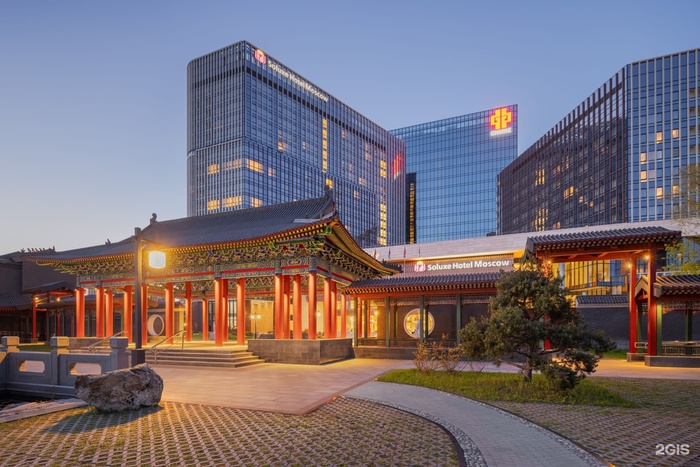 �������������� ����� ������ � �����-���������� �� 10 000