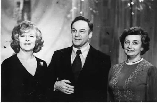 �.�.���������, �.�.�������� � �.�.������