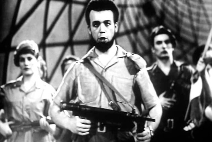 Una mattina mi son alzato, O bella ciao, Bella ciao, Bella ciao, ciao, ciao.