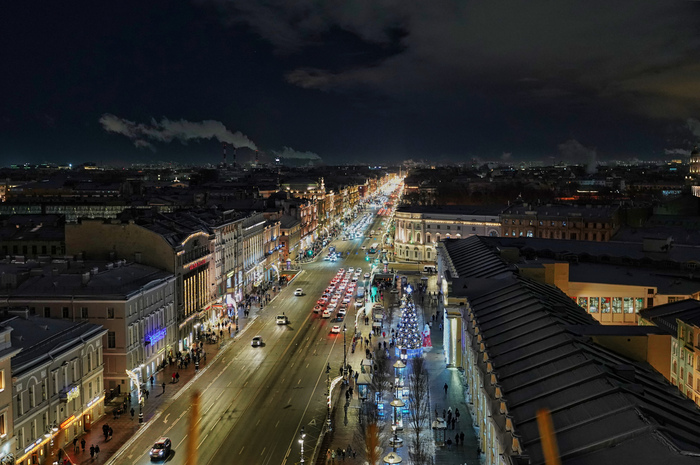 Невский обратно.