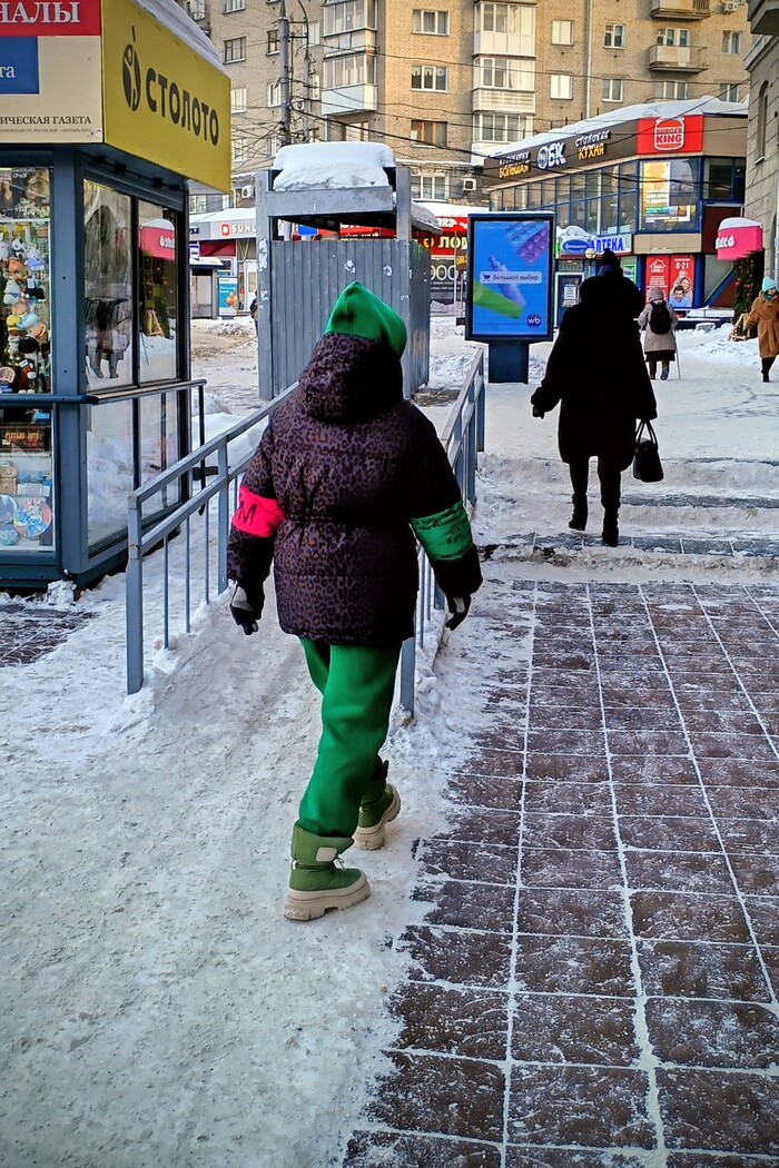 �������