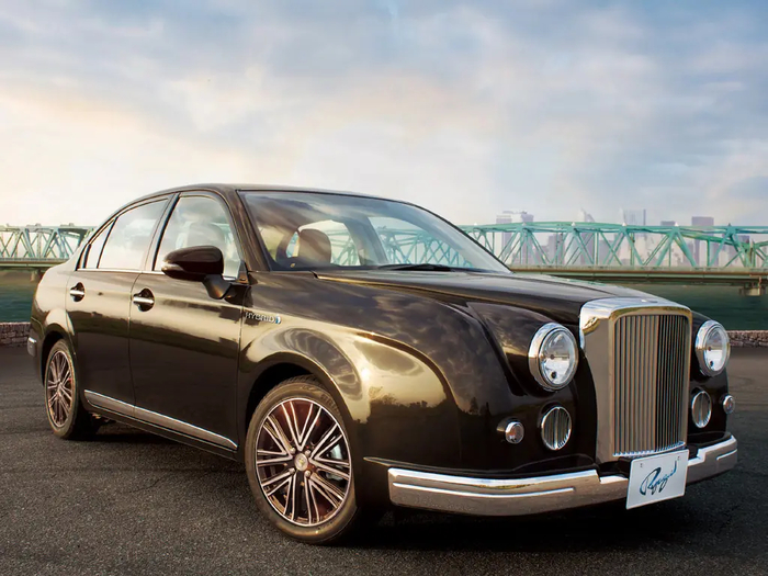 Mitsuoka - ������� �� �������