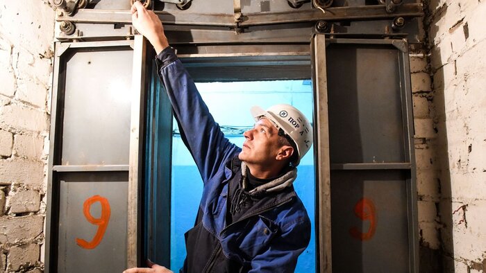 За лифты скоро будем платить больше: Госдума приняла новый закон