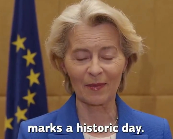 <!--noindex--><a href="https://pikabu.ru/story/mercosur_i_krakh_prezhney_evropyi_13581163?u=https%3A%2F%2Fx.com%2Fvonderleyen%2Fstatus%2F2009669940236956122&t=https%3A%2F%2Fx.com%2Fvonderleyen%2Fstatus%2F2009669940236956122&h=3bc83e1858c0783b99a7cf8370b81351a905dd8f" title="https://x.com/vonderleyen/status/2009669940236956122" target="_blank" rel="nofollow noopener">https://x.com/vonderleyen/status/2009669940236956122</a><!--/noindex-->